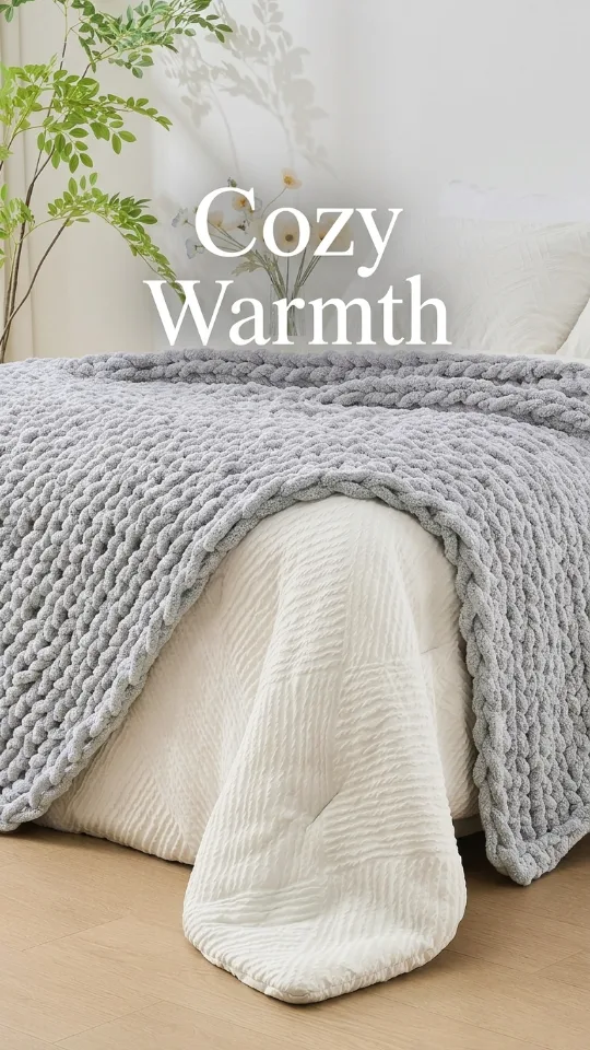 Bigacogo Chunky Knit Throw Blanket for Couch, 51x63 inches, Light Grey | Hand Knit with Jumbo Chenille, Soft Breathable Cable Knit for Sofa Bed Living Room, Machine Washable, Gift for Mom Friend