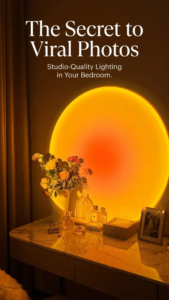 Tsrarey Sunset Lamp Projector,180 Degree Rotation Sun Projection Light Led Night Light Floor Lamp with USB Port,Sunset Lamps for Photography Party Bedroom Decor